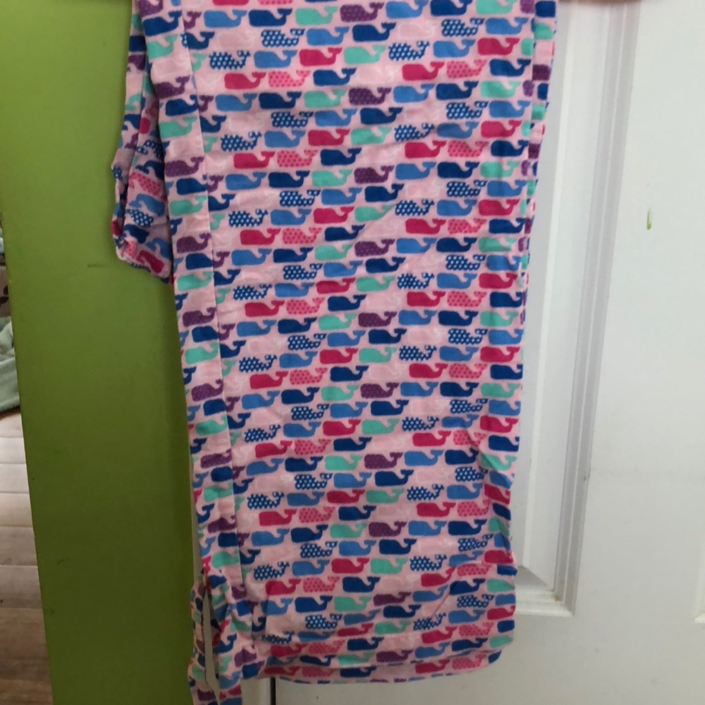 Used vineyard vine pajama pants.